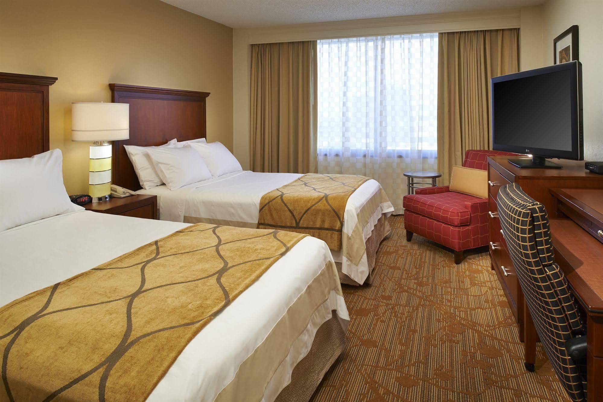Marriott Columbia Hotel Exterior photo